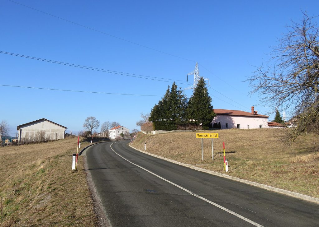 File:Vremski Britof Slovenia 2.jpg