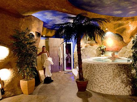 Swinger club - relax center Sun garden Sežana