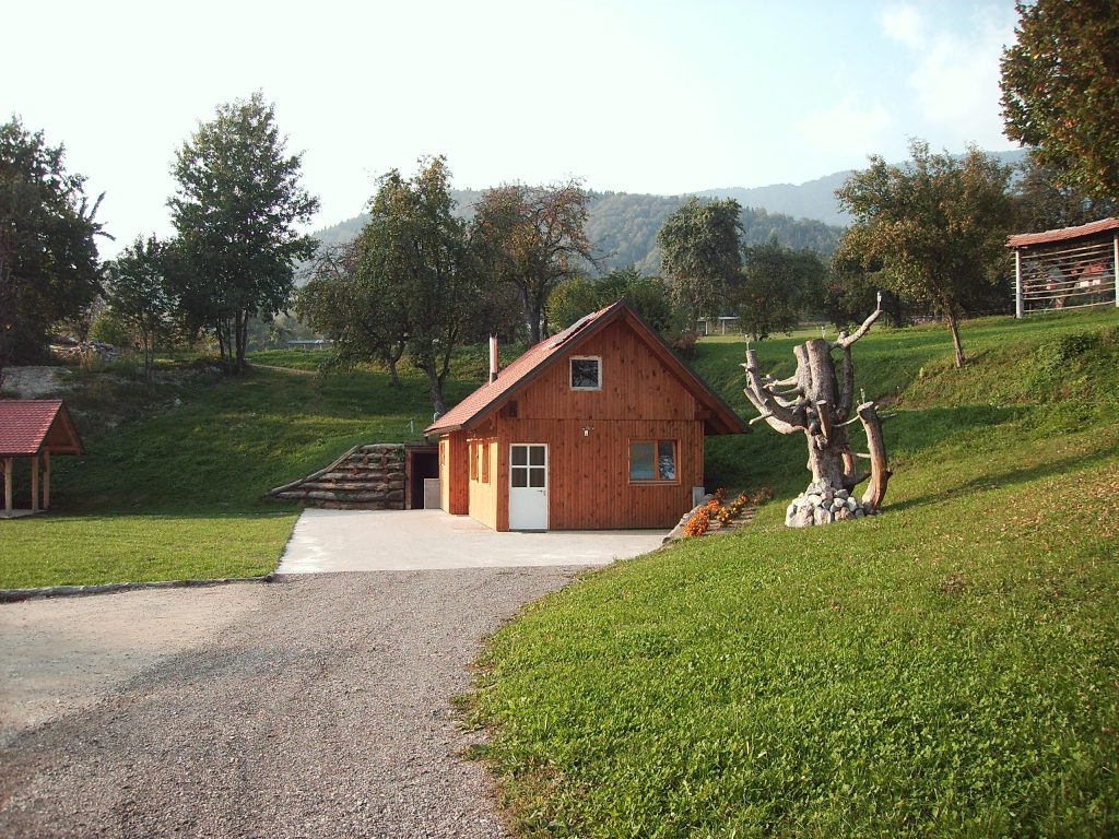 Piknik prostor Strmca