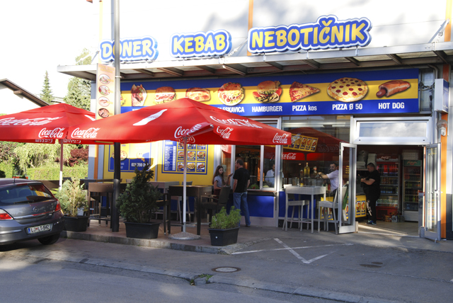 doner kebab nebotičnik ljubljana sloveniaholidays.com