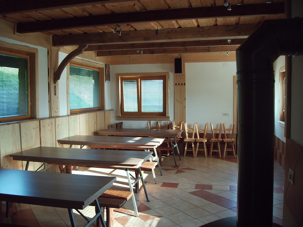 Piknik prostor Strmca